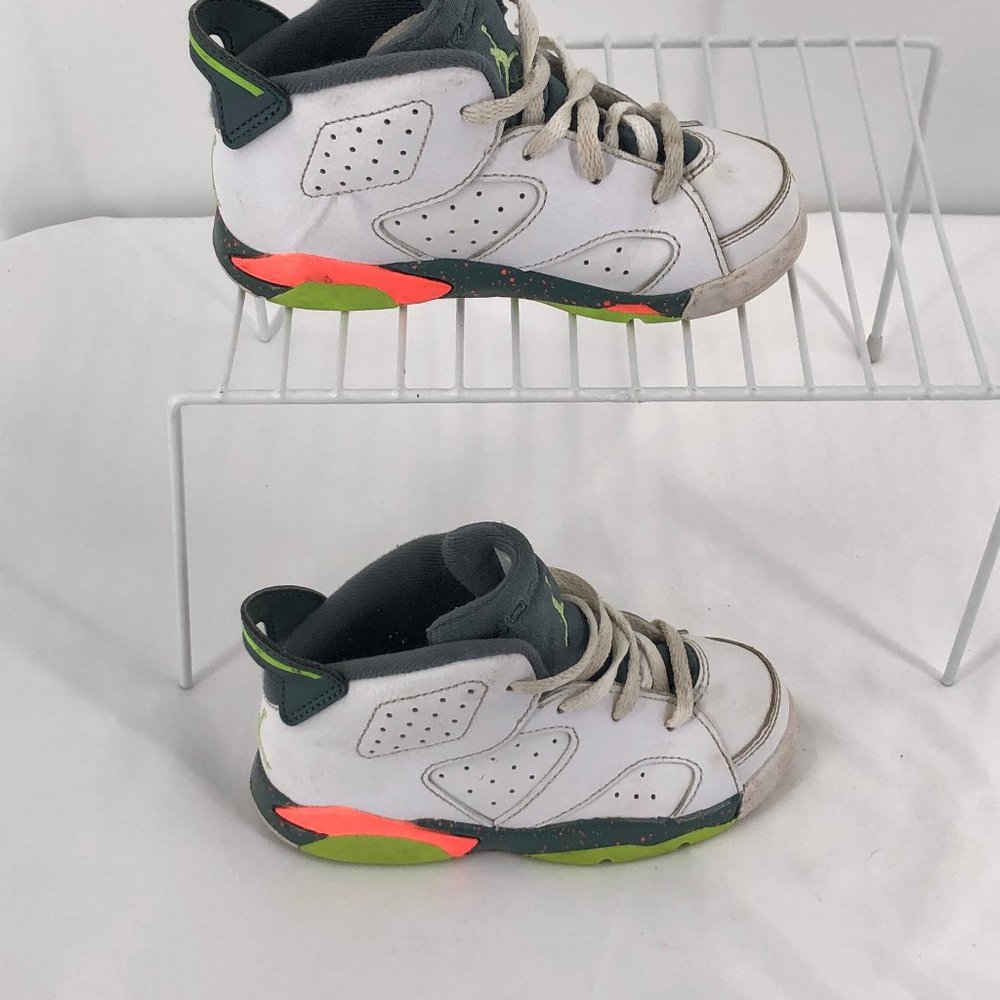 Jordan 6 Retro BT